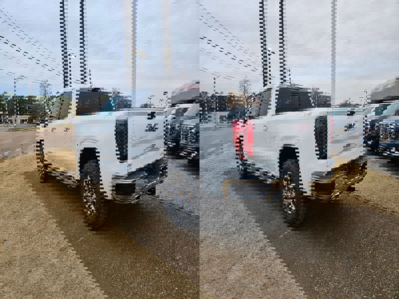 New 2026 GMC Sierra 1500 SLT w/ SLT Premium Plus Package image 3