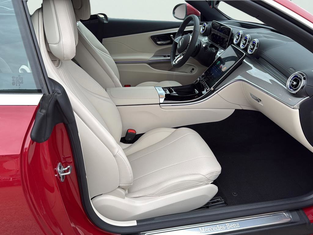 New 2026 Mercedes-Benz CLE 300 4MATIC Cabriolet image 22