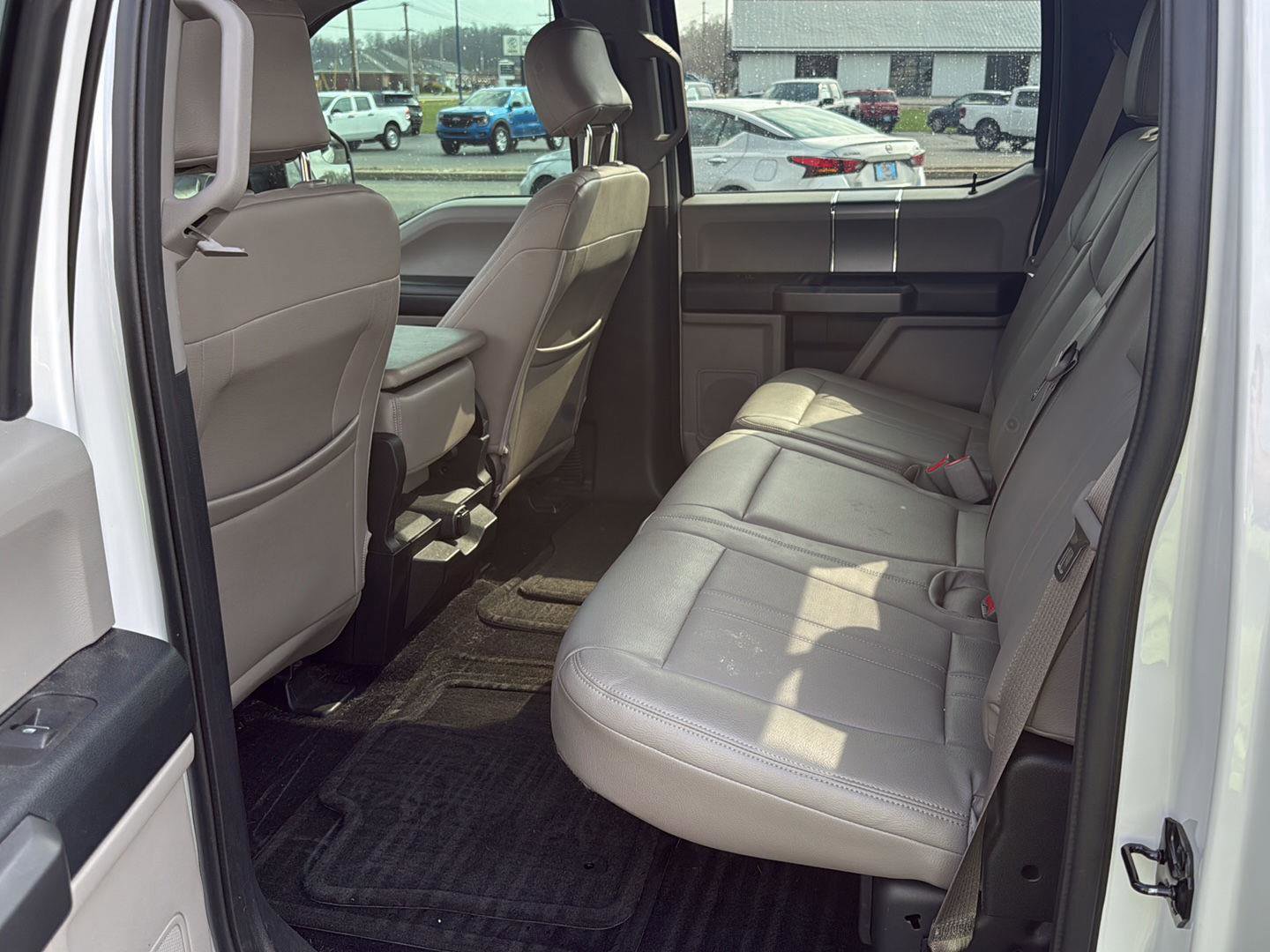 Used 2017 Ford F150 XLT w/ Equipment Group 302A Luxury image 24