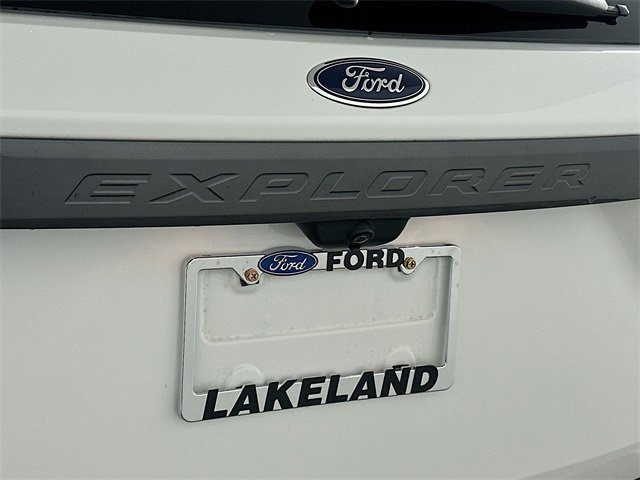 Used 2022 Ford Explorer XLT w/ Equipment Group 202A image 29