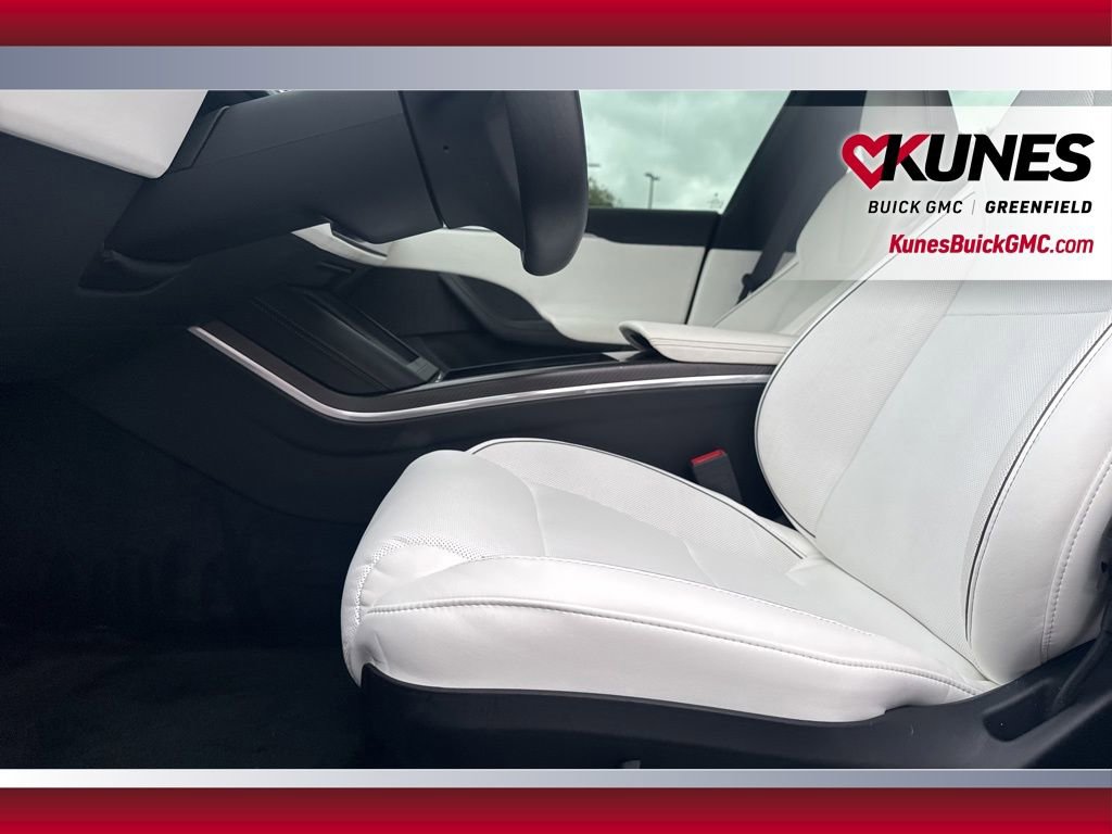 Used 2022 Tesla Model S Plaid image 20