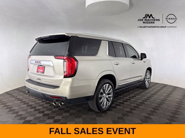 Used 2021 GMC Yukon Denali w/ Denali Premium Package AWD/4WD image 10