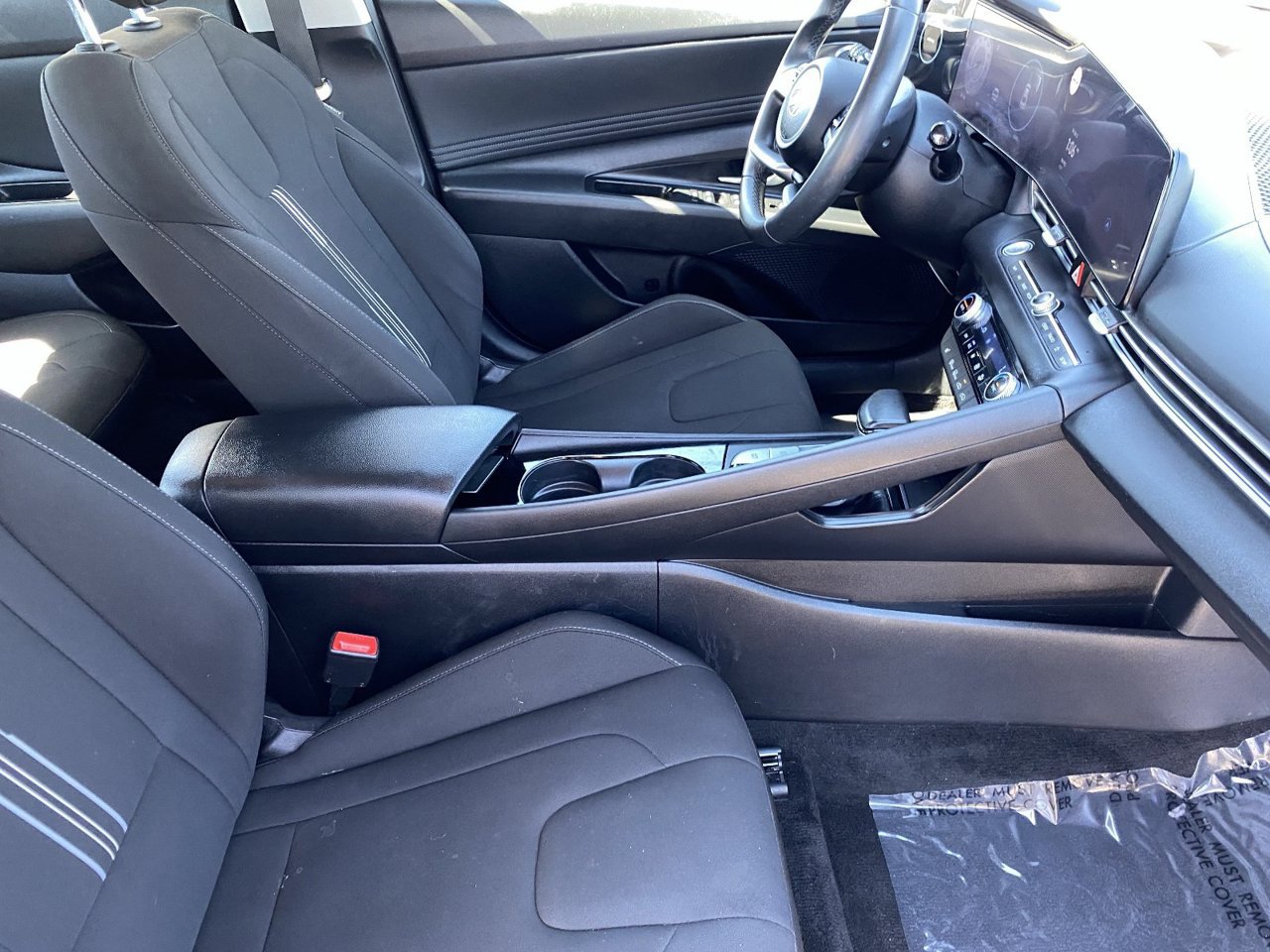 Used 2025 Hyundai Elantra SEL FWD image 10