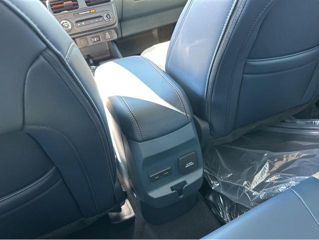 New 2025 Ford Maverick Lariat w/ 4K Tow Package image 22