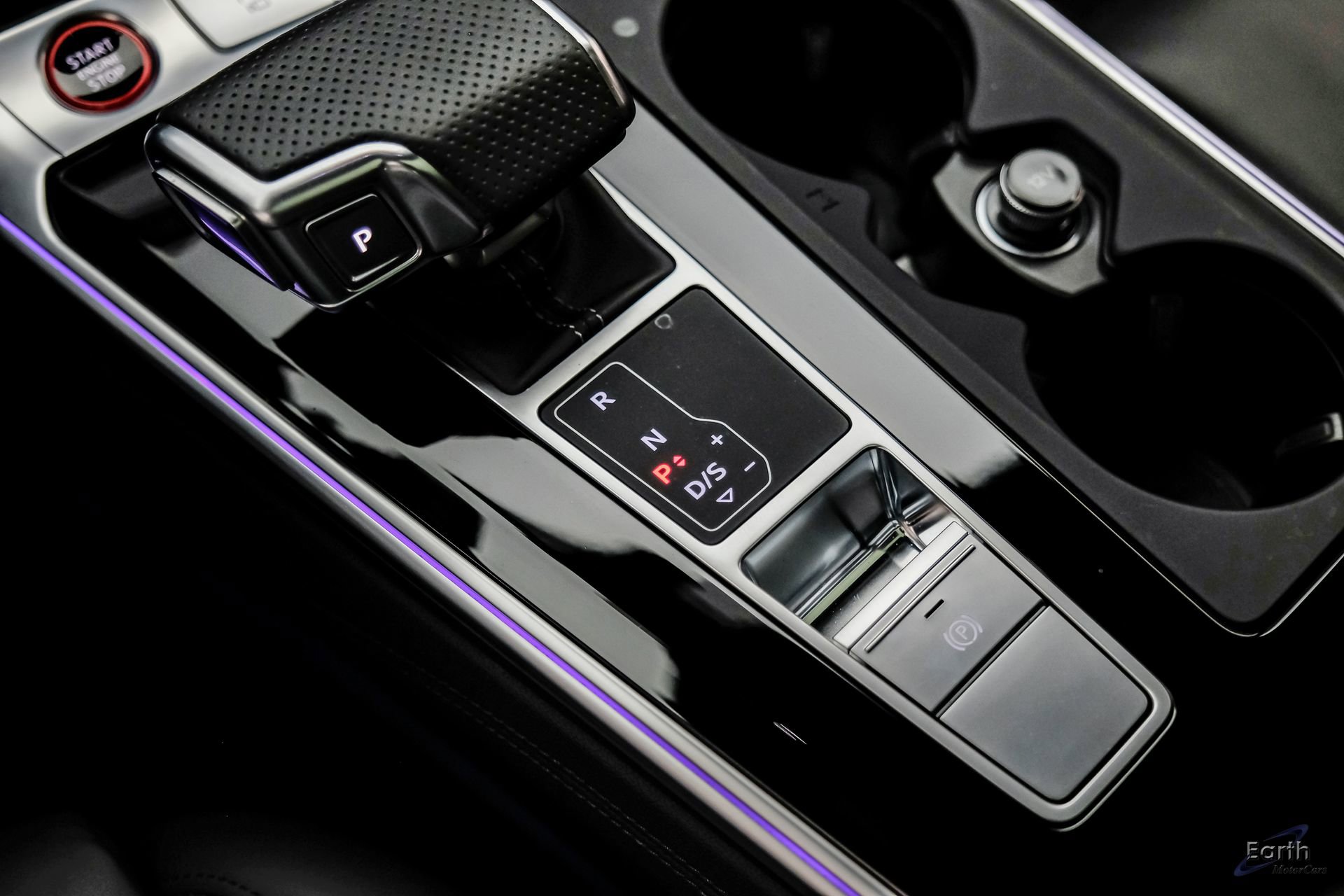 Used 2023 Audi RS 6 w/ Black Optic Package image 68