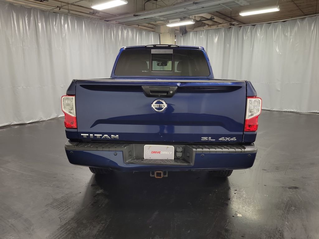 Used 2017 Nissan Titan SL image 8
