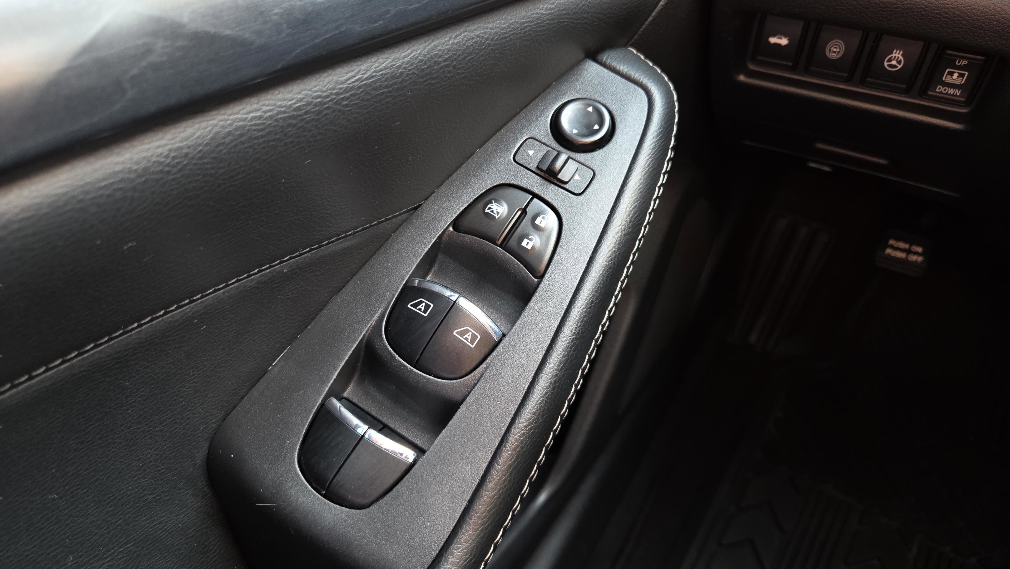 Used 2023 Nissan Maxima Platinum w/ Sport Mat Group FWD image 20
