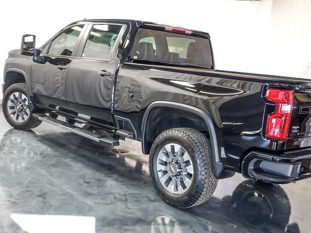 Used 2025 Chevrolet Silverado 2500 Custom w/ Custom Value Package AWD/4WD image 11