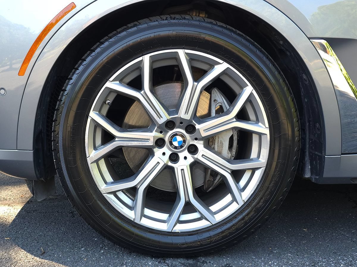 Used 2025 BMW X7 xDrive40i w/ Premium Package AWD/4WD image 64