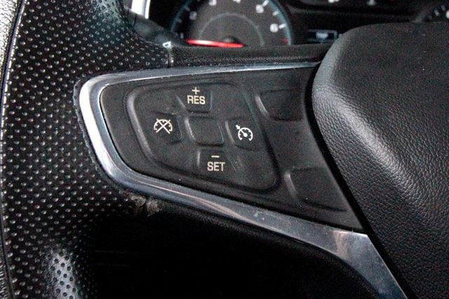 Used 2020 Chevrolet Malibu LT FWD image 17