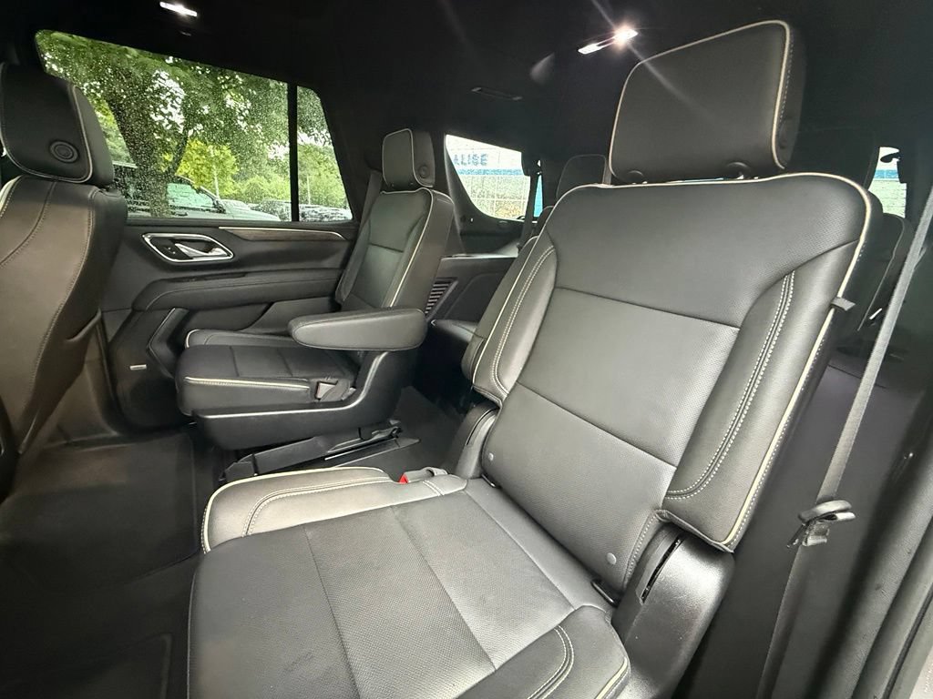 Used 2023 Chevrolet Tahoe Premier AWD/4WD image 29