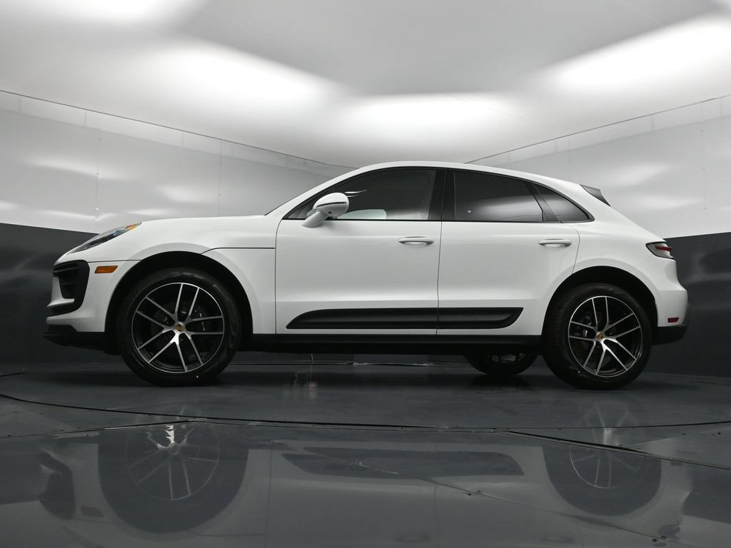 New 2026 Porsche Macan AWD/4WD image 23
