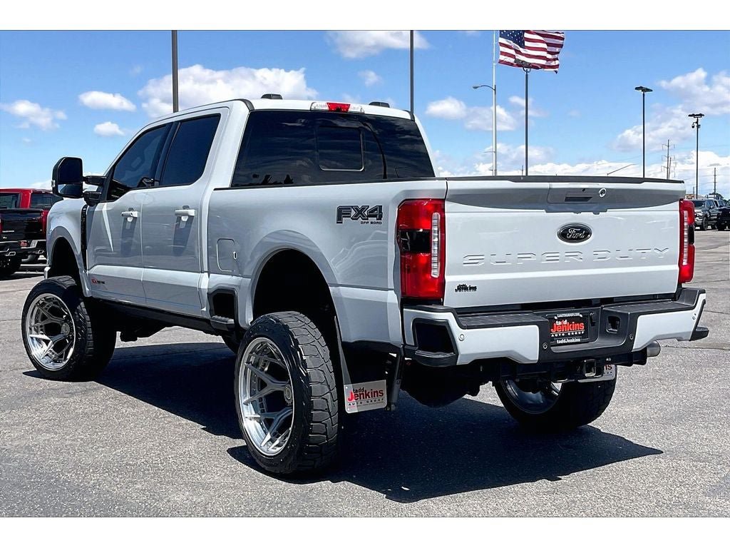 Used 2025 Ford F350 Lariat w/ Lariat Ultimate Package AWD/4WD image 13