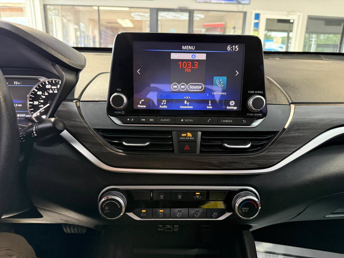Used 2026 Nissan Altima 2.5 SV FWD image 18