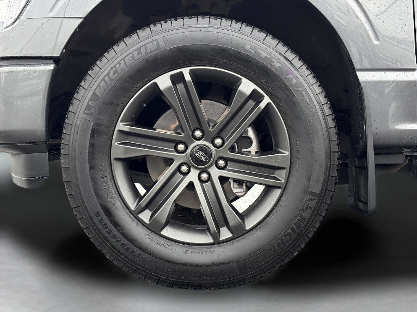 Used 2022 Ford F150 Lariat image 13