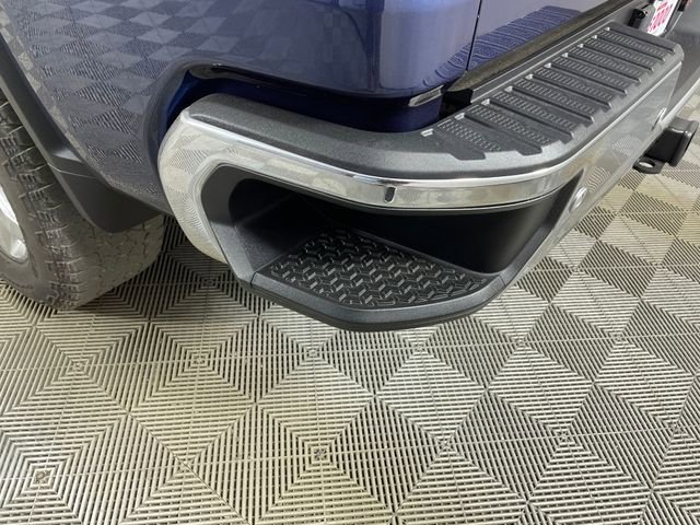 Used 2022 Chevrolet Silverado 2500 LTZ w/ LTZ Premium Package image 20