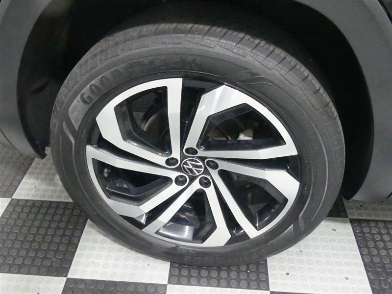 Used 2022 Volkswagen Atlas SEL AWD/4WD image 17