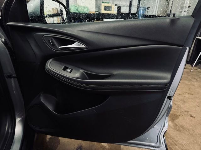 Used 2024 Buick Encore GX Sport Touring image 13