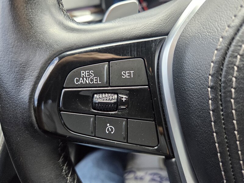 Used 2020 BMW 530i xDrive w/ Convenience Package AWD/4WD image 16