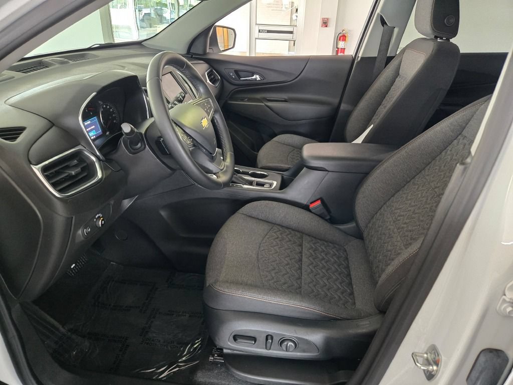 Certified 2024 Chevrolet Equinox LT FWD image 21
