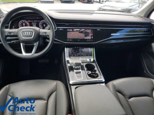 Used 2025 Audi Q7 3.0T Premium Plus AWD/4WD image 16