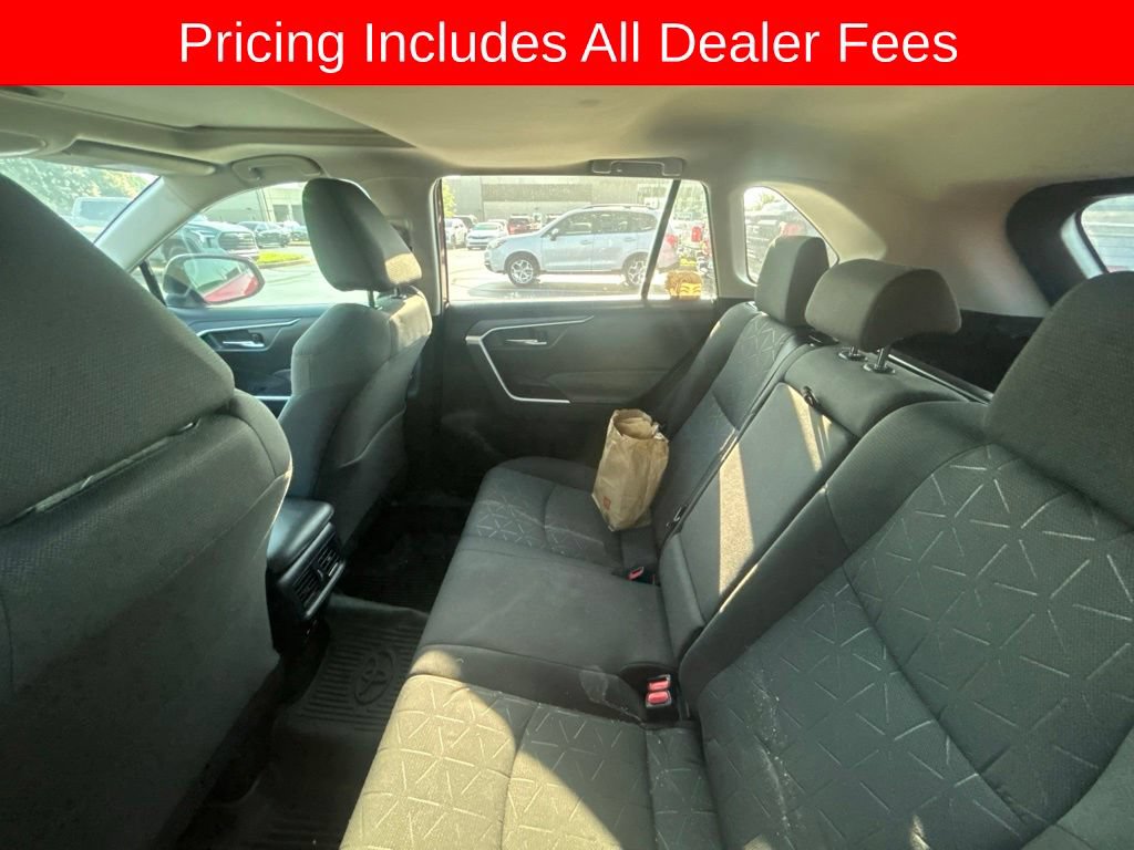 Used 2022 Toyota RAV4 XLE w/ Convenience Package AWD/4WD image 10