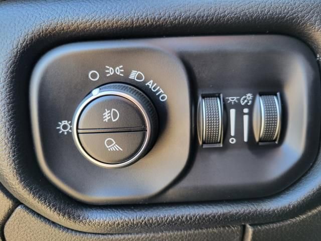 Used 2019 RAM 1500 Sport w/ Level 2 Equipment Group image 20