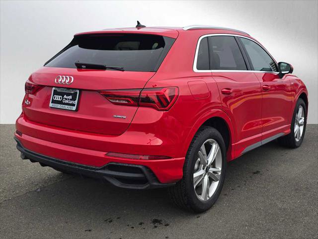 Used 2024 Audi Q3 2.0T Premium Plus w/ Premium Plus Package image 3