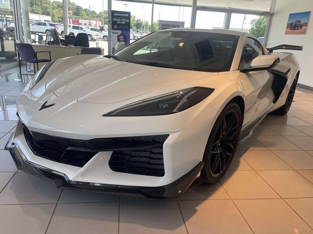 New 2026 Chevrolet Corvette Z06 RWD video 3