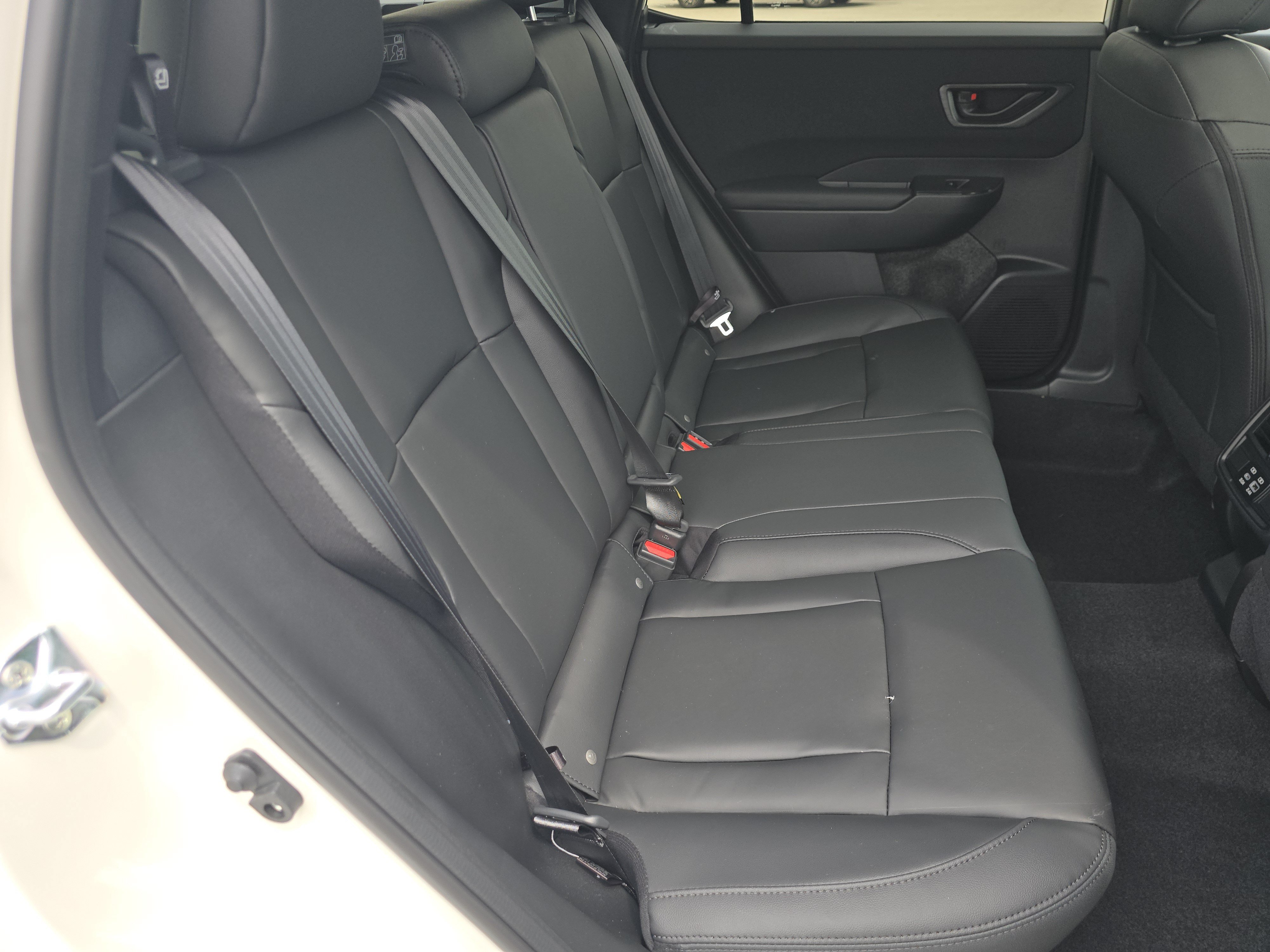 New 2026 Subaru Outback Premium AWD/4WD image 18