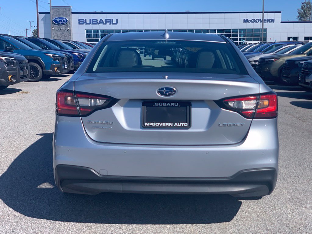 Used 2025 Subaru Legacy Limited AWD/4WD image 4