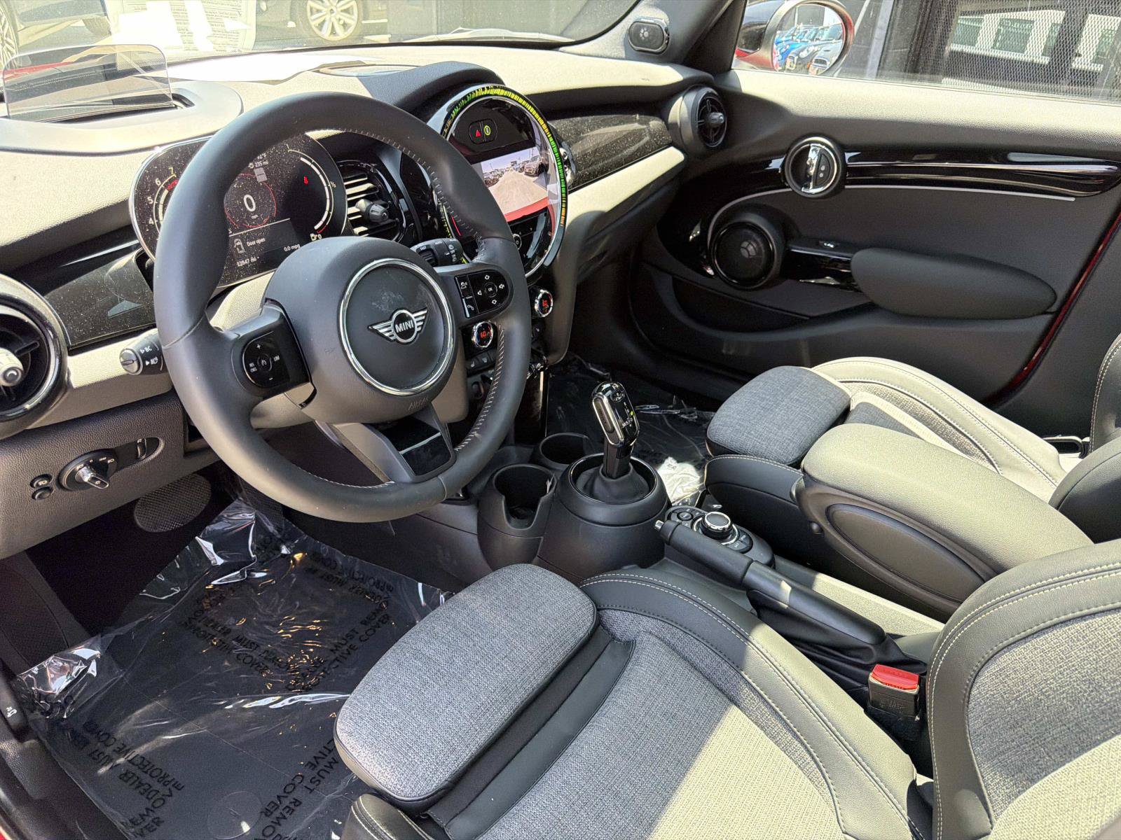 Certified 2023 MINI Cooper 4-Door Hardtop FWD image 12