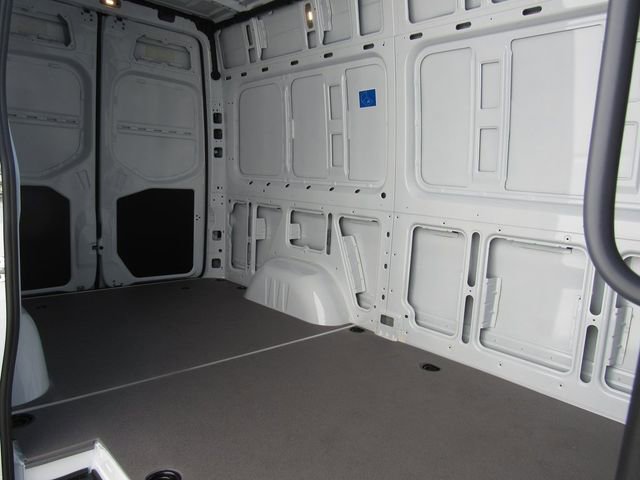 New 2025 Mercedes-Benz Sprinter 2500 image 18