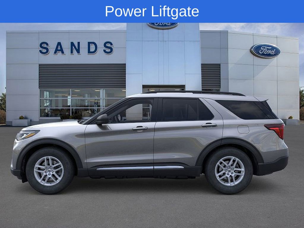 New 2025 Ford Explorer Active image 3