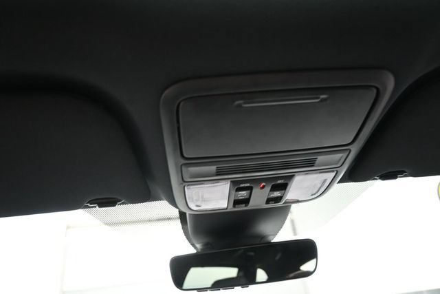 Used 2025 Honda Odyssey Sport-L image 12