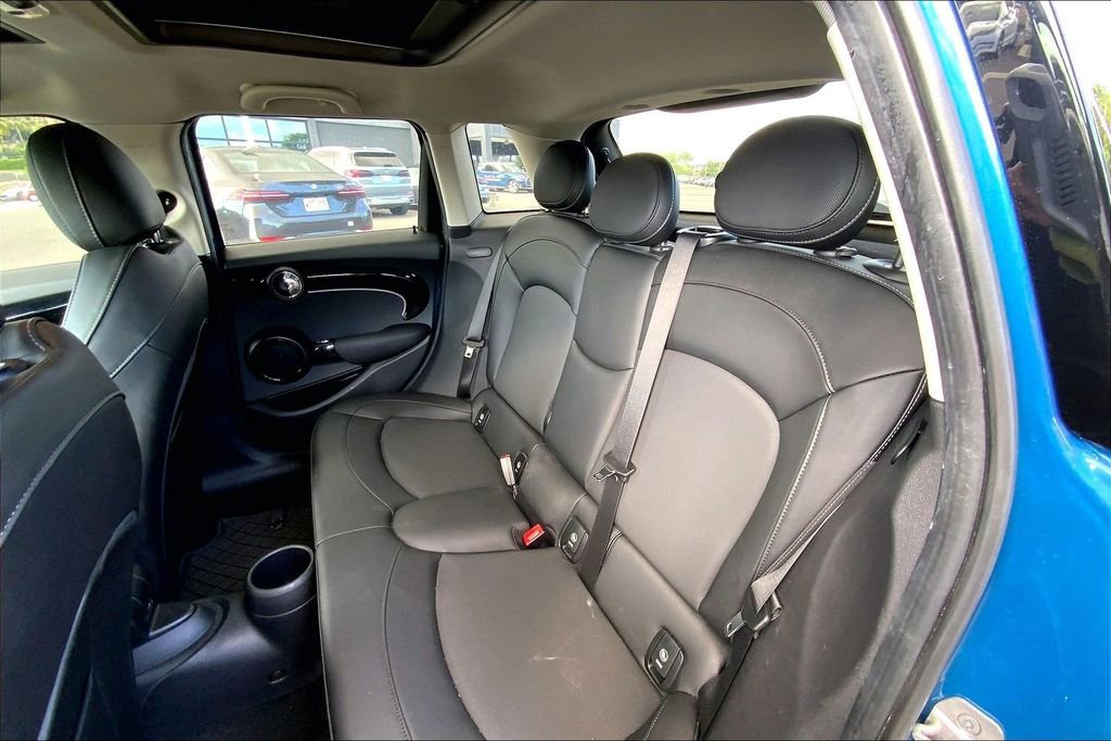 Certified 2022 MINI Cooper S image 27