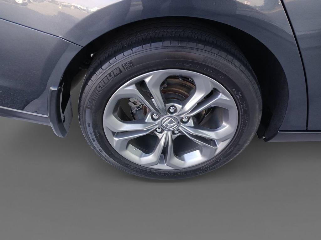 Used 2023 Honda Accord EX image 10