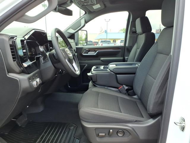 New 2026 GMC Sierra 2500 SLE w/ SLE Value Package; AWD/4WD image 13