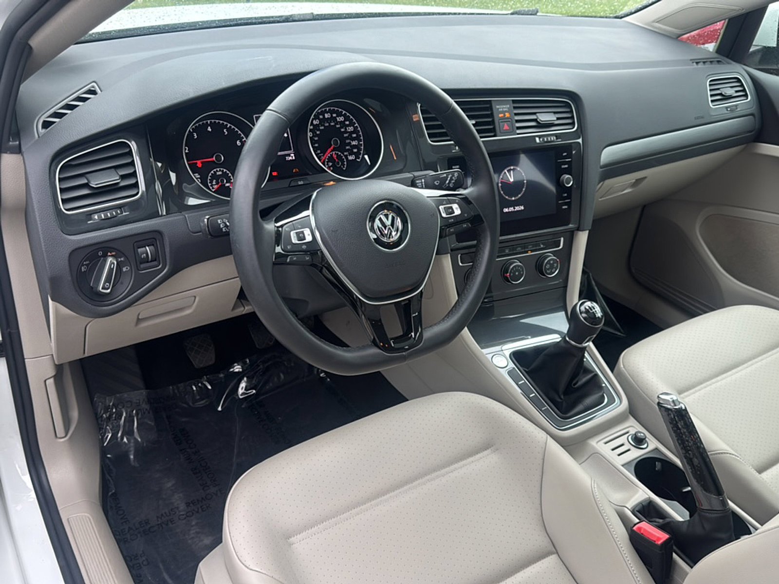 Used 2019 Volkswagen Golf SE w/ Driver Assistance Package FWD image 10