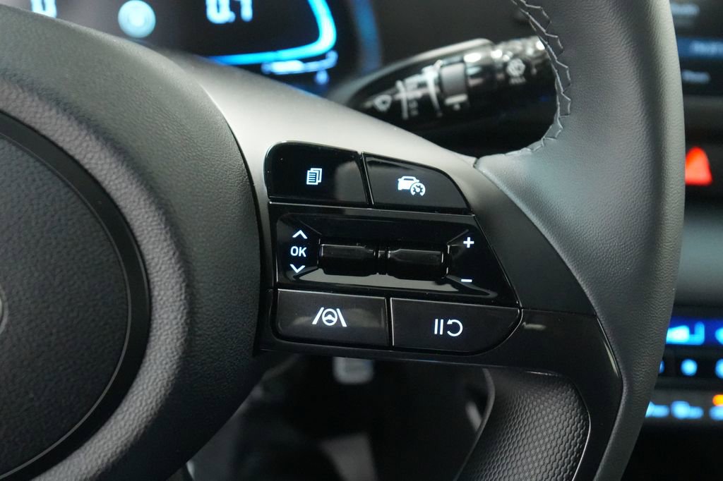 New 2026 Hyundai Elantra Sport image 32