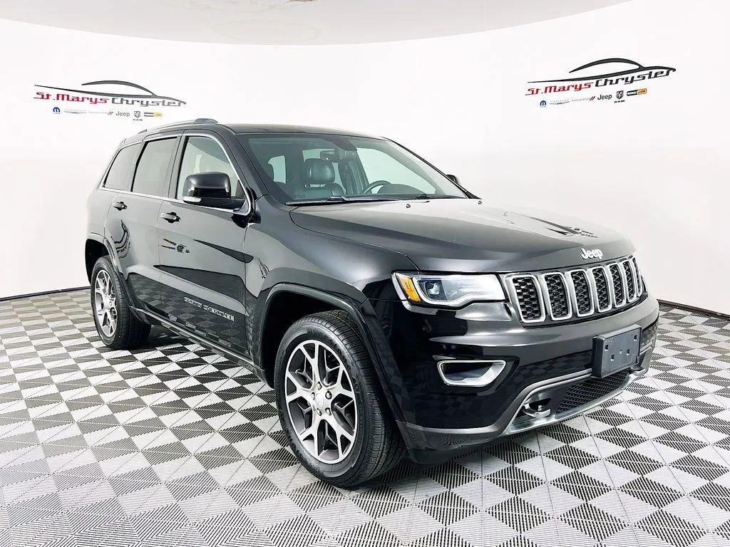 Used 2018 Jeep Grand Cherokee Limited RWD image 1