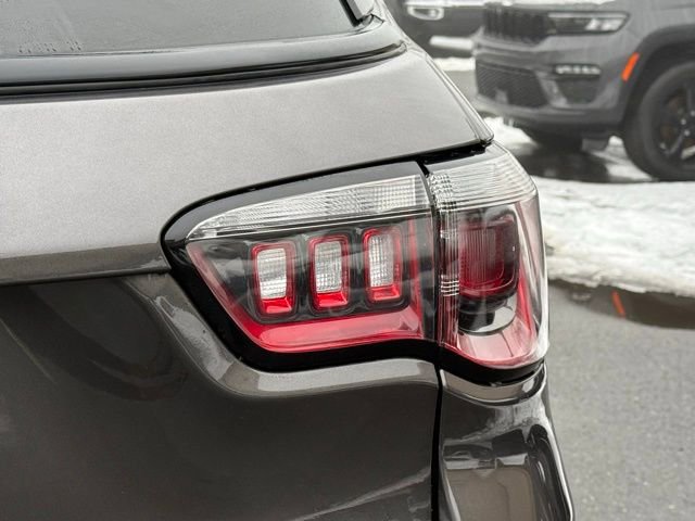 Certified 2023 Jeep Compass Altitude w/ Sun and Sound Group image 18