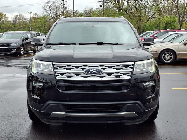 Used 2018 Ford Explorer XLT w/ Equipment Group 202A FWD image 25