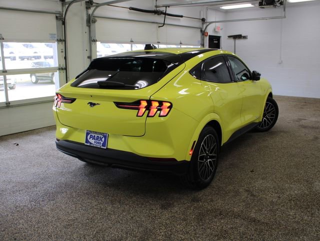 Used 2025 Ford Mustang Mach-E Premium image 6