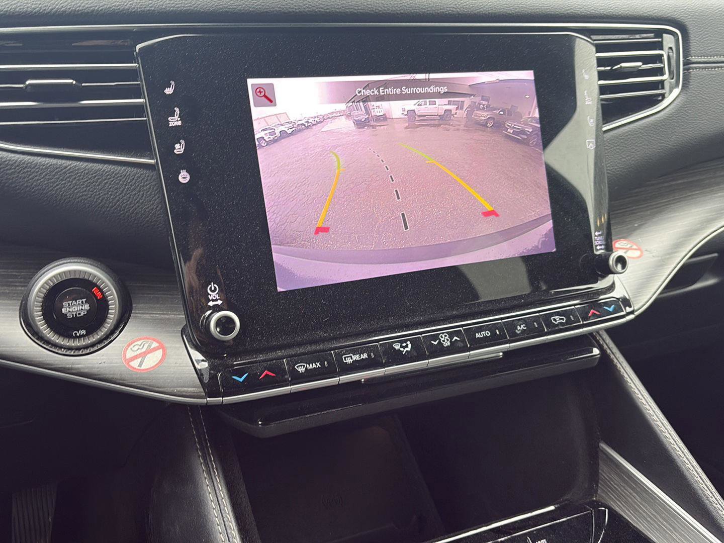 Used 2024 Jeep Wagoneer Series II image 19