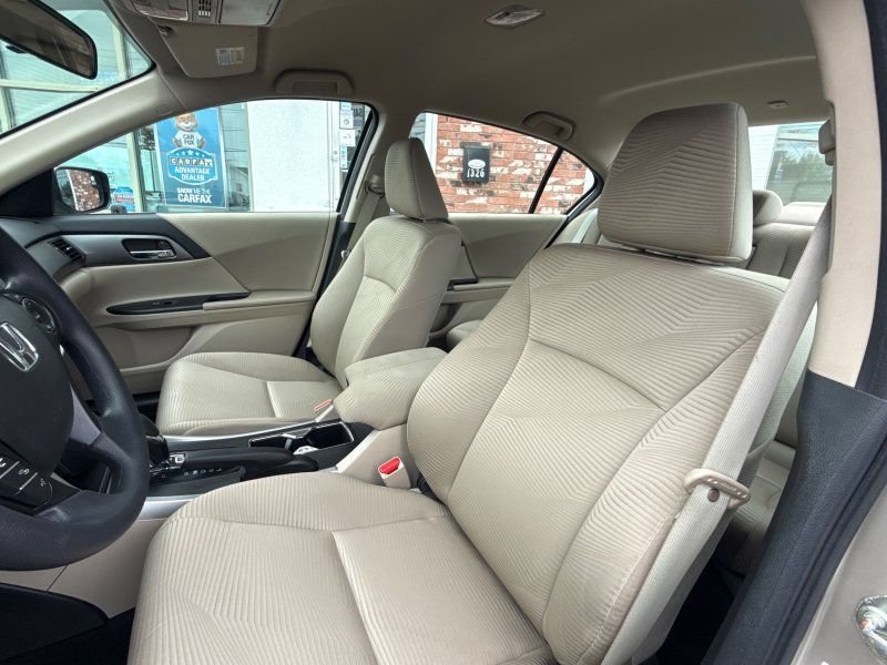 Used 2014 Honda Accord LX image 12