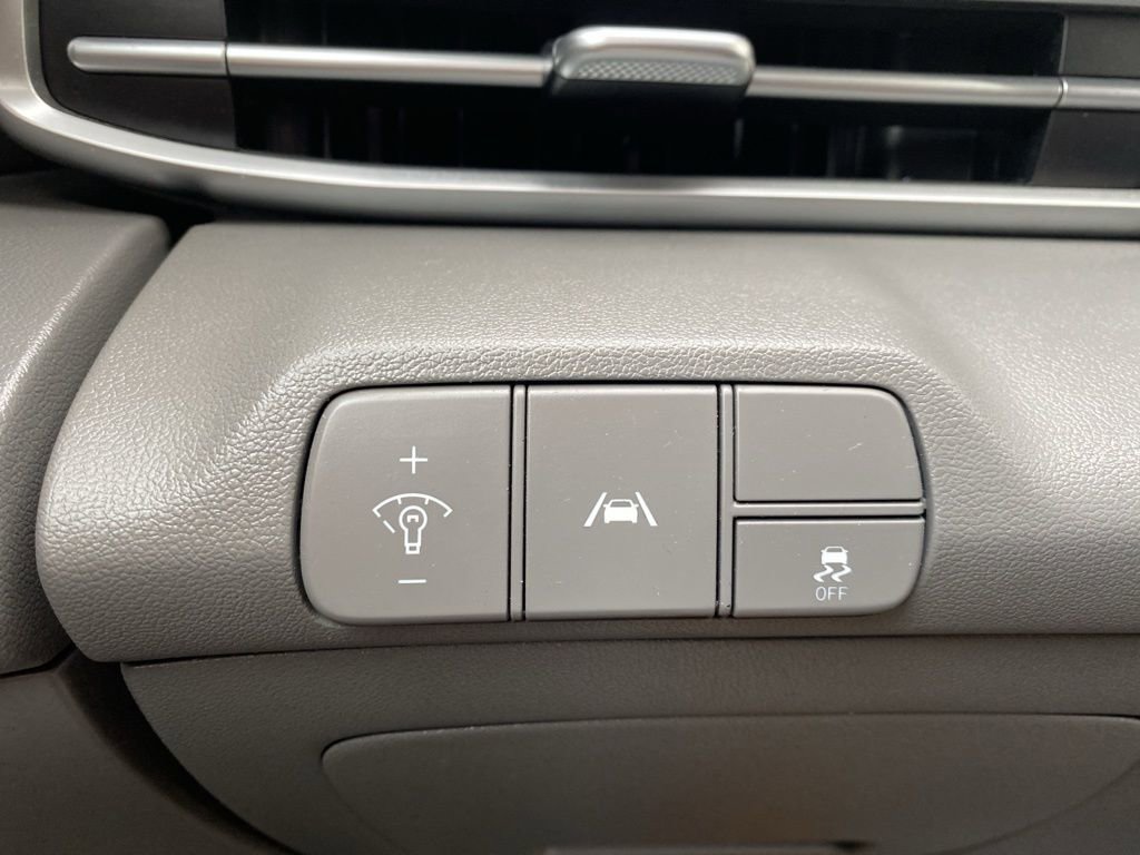 Certified 2023 Hyundai Elantra SEL w/ Convenience Package image 24