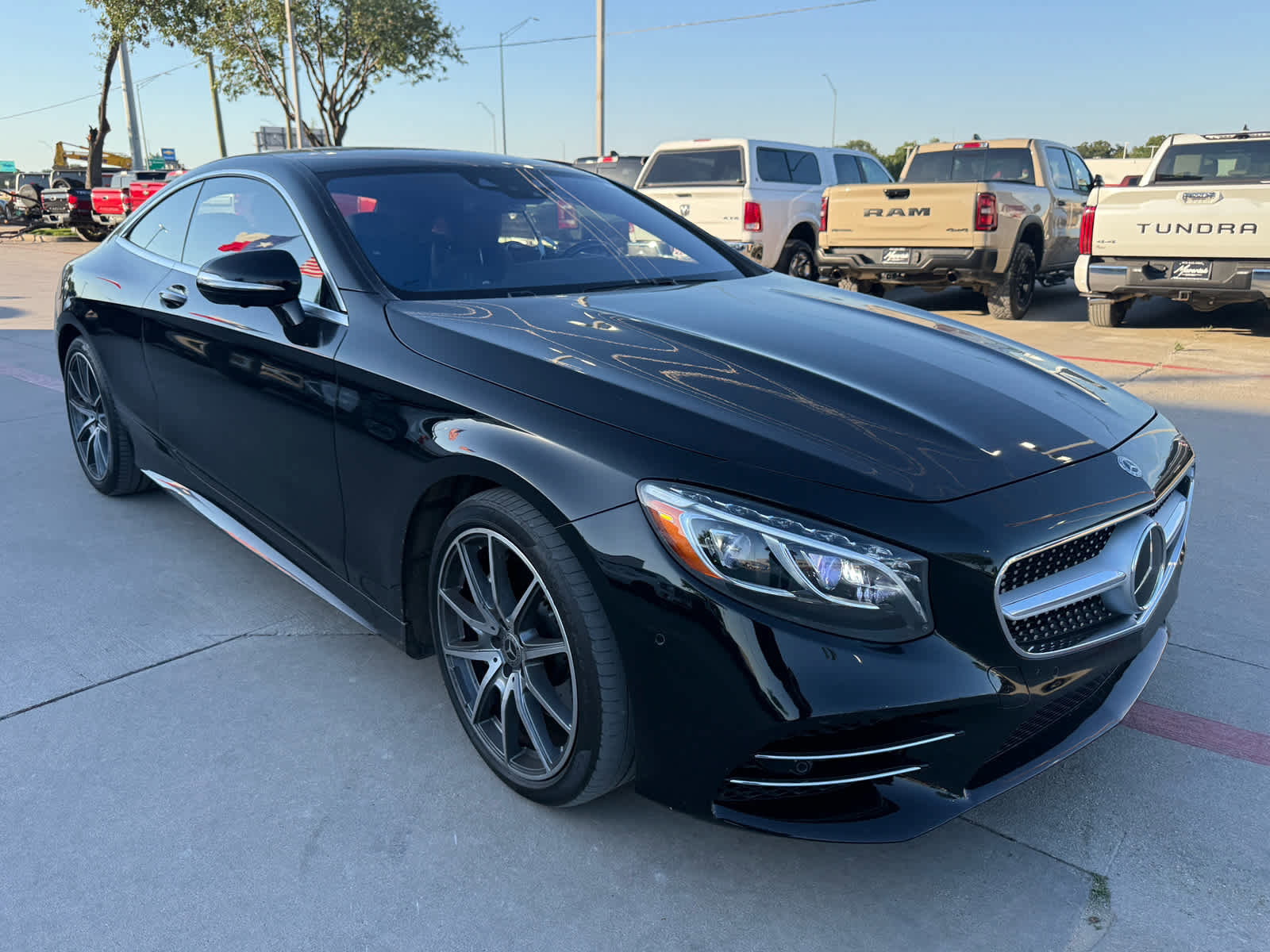 Used 2019 Mercedes-Benz S 560 4MATIC Coupe image 4
