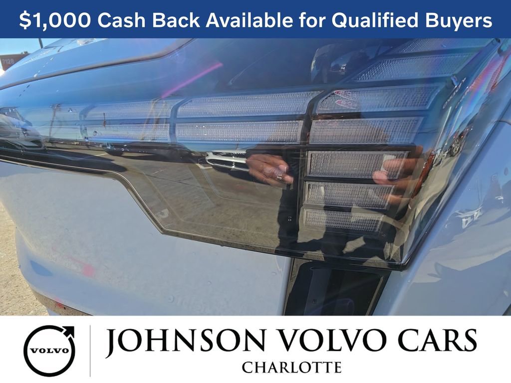 New 2026 Volvo EX30 Ultra w/ Protection Package Premier image 33
