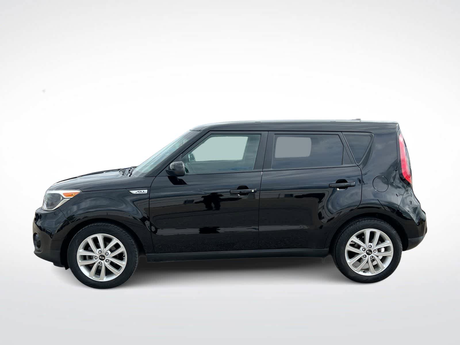 Used 2019 Kia Soul + FWD image 5